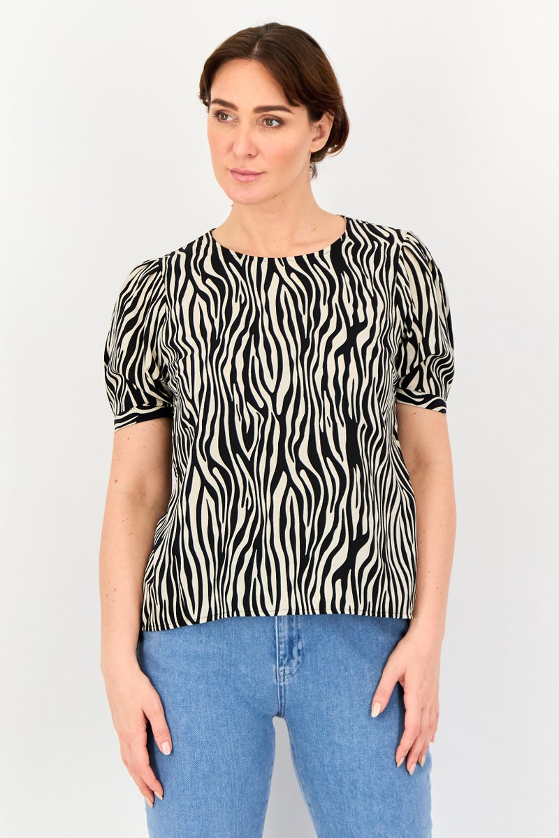 VERO MODA I Scenery by Vero Moda Women Crew Neck Short Sleeve Allover Print Blouse, Multicolor - Image 1