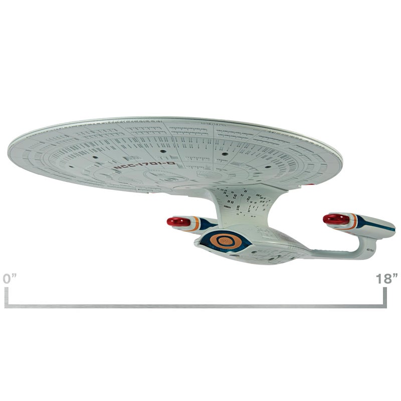 PlayMates ST Next Generation Enterprise D Ship - Image 5