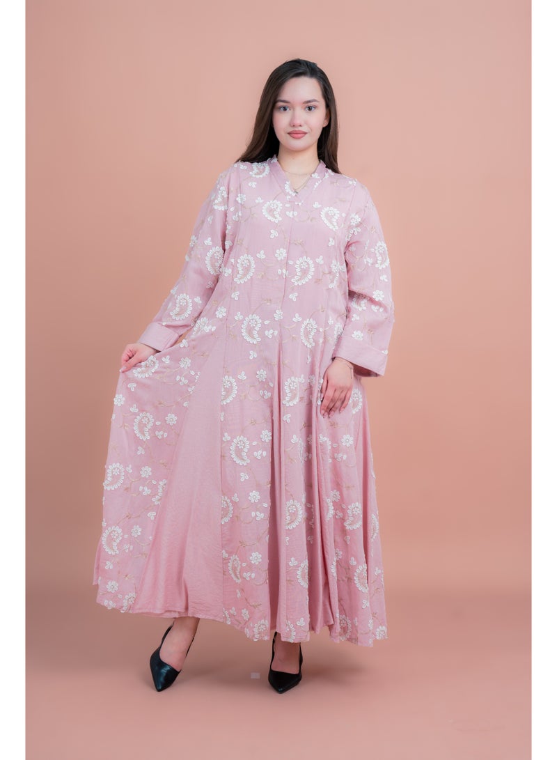 اكسا جلابية مطرزة بنقشة بتلات الزهور - Image 1