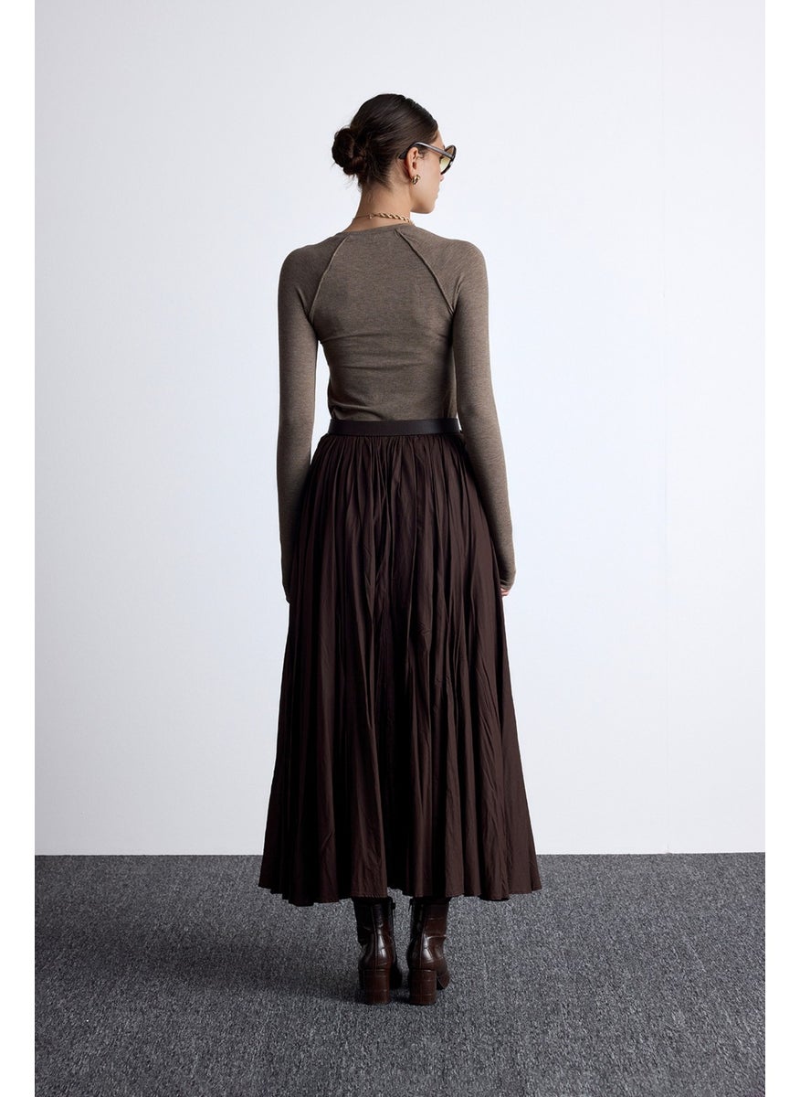 Manuka Pleated Maxi Skirt Bitter Brown  - Image 4