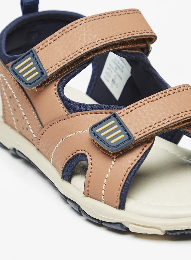 JUNIORS Boys Textured Floaters With Hook And Loop Closure
