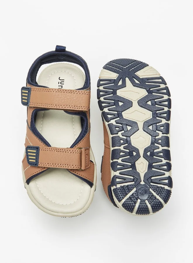 JUNIORS Boys Textured Floaters With Hook And Loop Closure