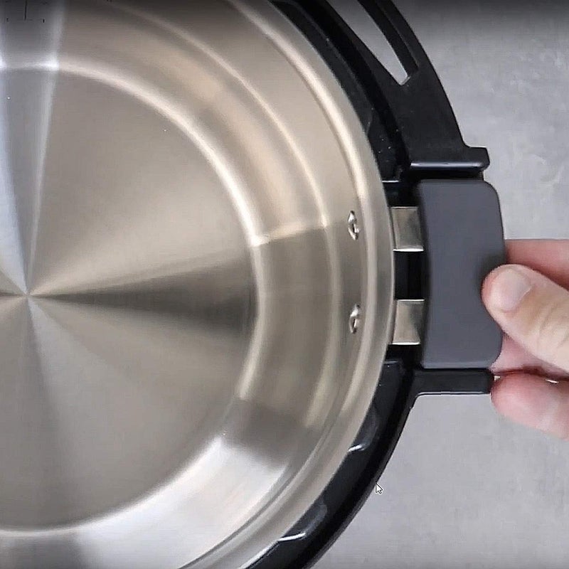 Instant Pot وعاء طهي داخلي من الفولاذ المقاوم للصدأ مع مقابض، سعة 6 لتر، سطح مصقول، للاستخدام مع جهاز ديو إيفو 6 لتر، برو وبرو بلس - Image 3
