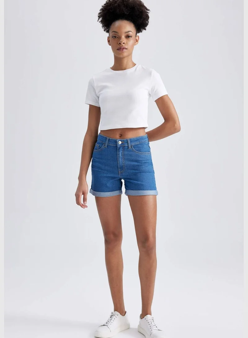 ديفاكتو Woman Denim Short