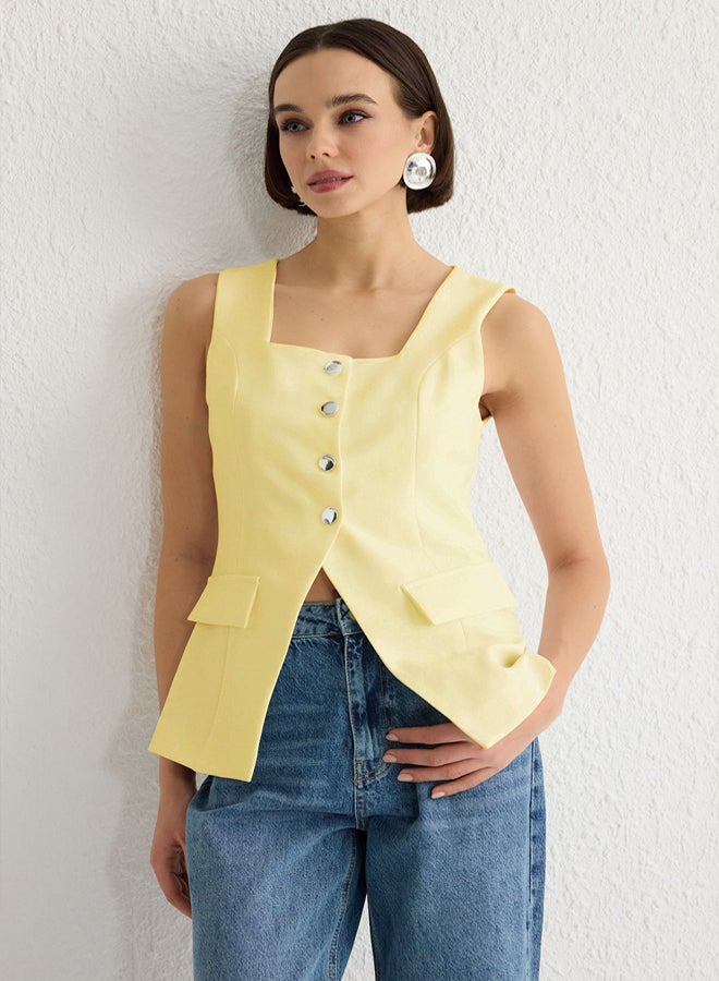 trendyol Yellow Fitted Square Neck Thick Strap Vest Vest - Image 2