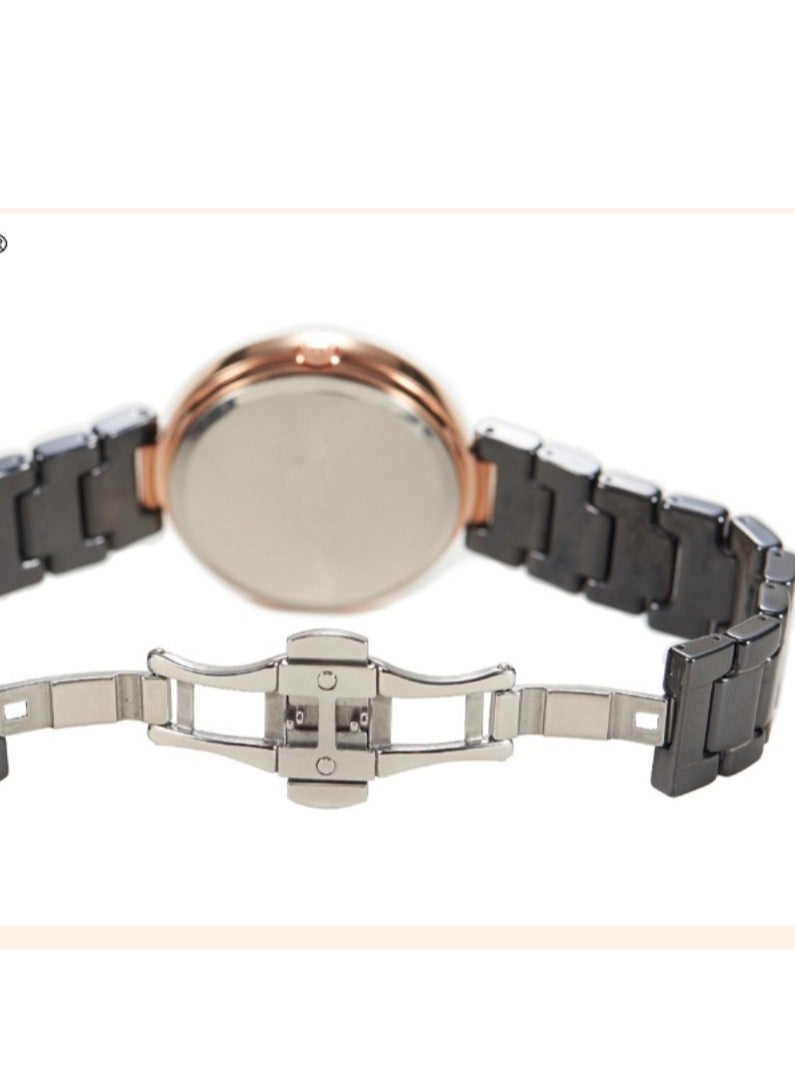 MISS FOX Women's Four Leaf Grass Fashion Watch - Image 4