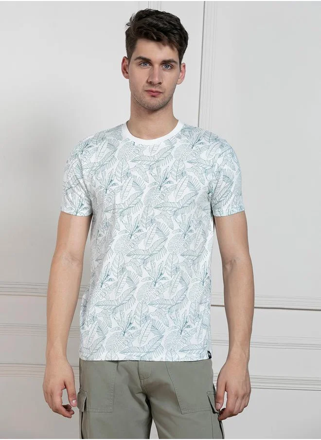 دينيس لينغو Regular Fit All Over Leaf Print T-Shirt by Styli