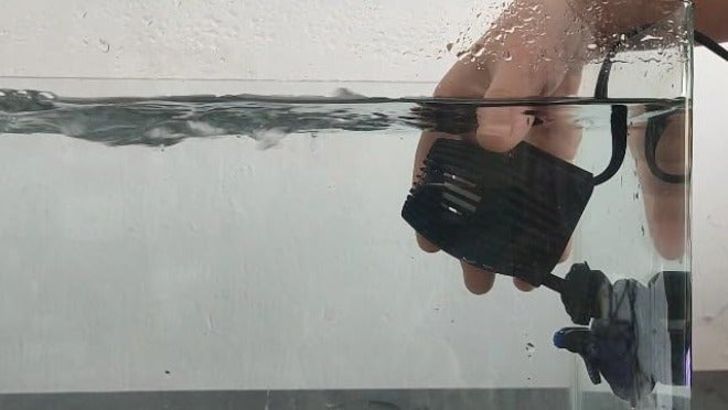 AQUANEAT مضخة تدوير مياه AQUANEAT بقوة 480 جالون في الساعة لصنع الأمواج في حوض السمك، مضخة مياه غاطسة مع كوب شفط - Image 3