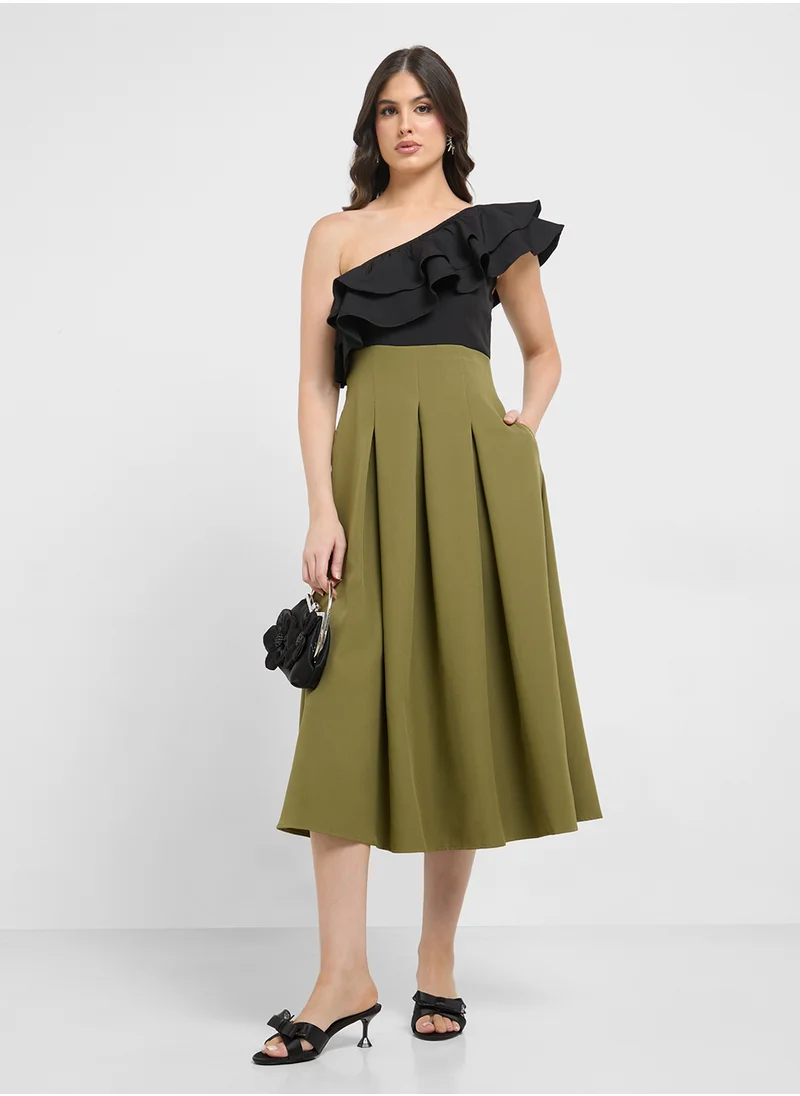 ايلا One Shoulder Ruffled Dress