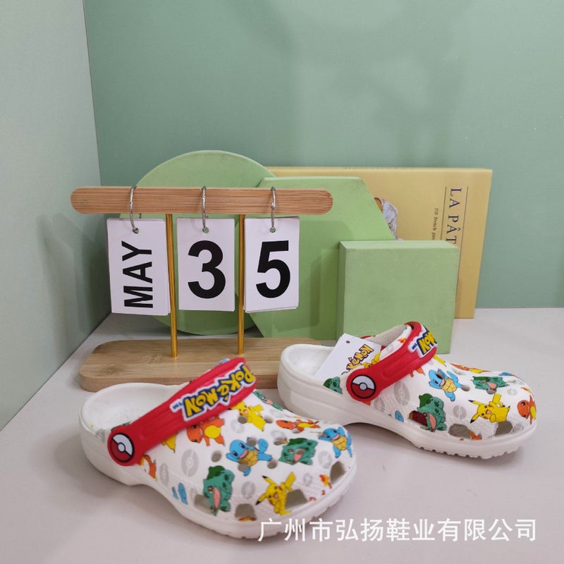New Croc Shoes Pikachu Outer Sandals For Boys And Girls, Summer Soft-Soled Non-Slip Breathable Slippers That Feel Like Stepping On Shit - Image 2