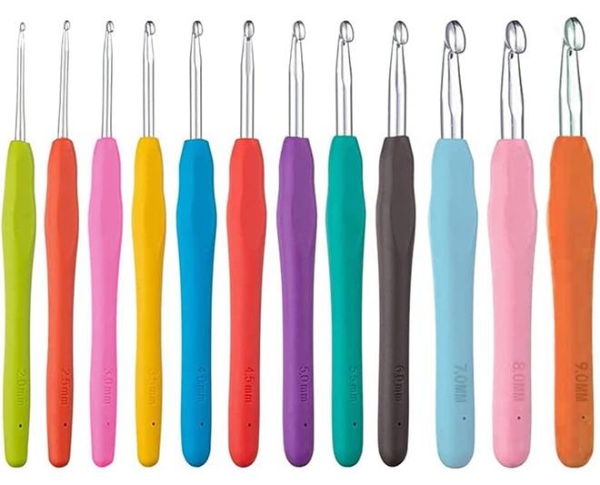 Crochet Hook Set 12pcs - Image 1