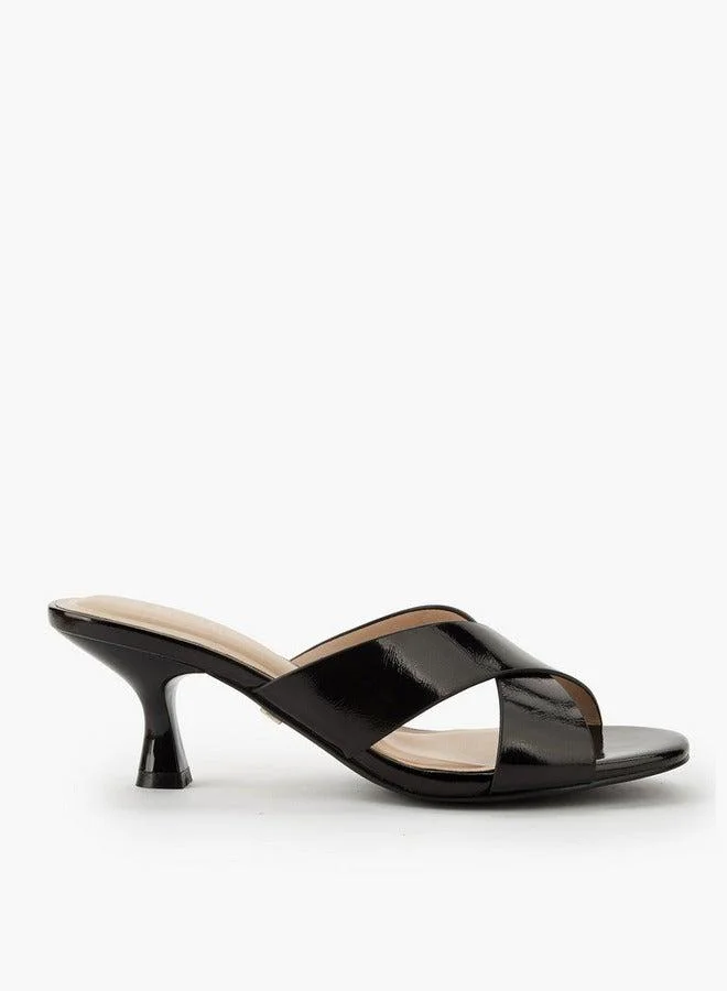 سيليست صنادل نسائية بكعب هريرة بحزام متقاطع