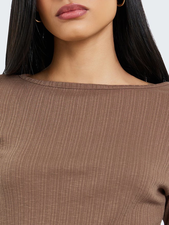 Styli Brown Boat Neck Textured Knit Top - Image 4