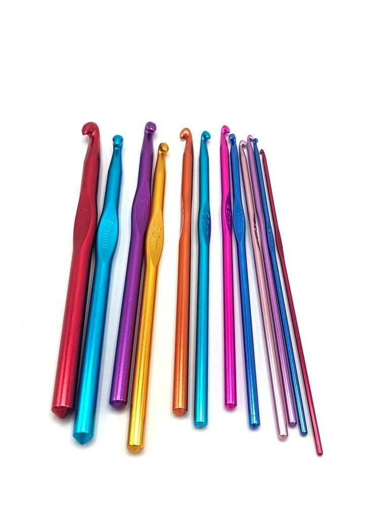 12-Piece Crochet Hook Multi Color Mixed Size - Image 1