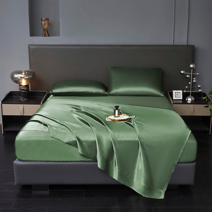 4 PCS FULL SIZE LUXURY SILKY SOFT EMERALD GREEN SATIN SHEET SET1 PREMIUM MOISTURE WICKING FITTED SHEET FITS UP TO 16 INCHES DEEP POCKET 1 FLAT SHEET 2 PILLOWCASESEMERALD GREEN FULL