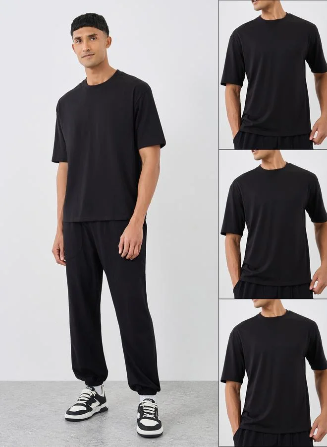 ستايلي Styli Pack of 3 Cotton Rich Oversize Crew Neck Tee