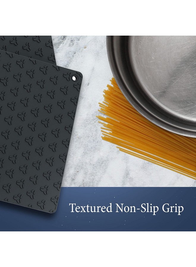 Cosy House Collection Cosy House Collection 4-Piece Oven Mitt & Pot Holder Set - 500°F Heat Resistant Trivet Cooking Gloves - Flexible, Durable & Comfortable Long-Lasting Silicone - Cooking, Baking & Grilling (Black)  - Image 4