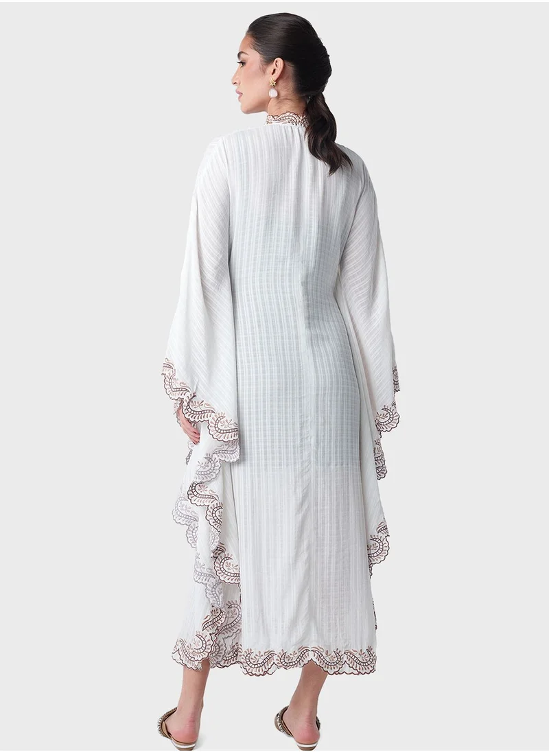 Threadz by Ajooni Contrast Embroidered Kaftan