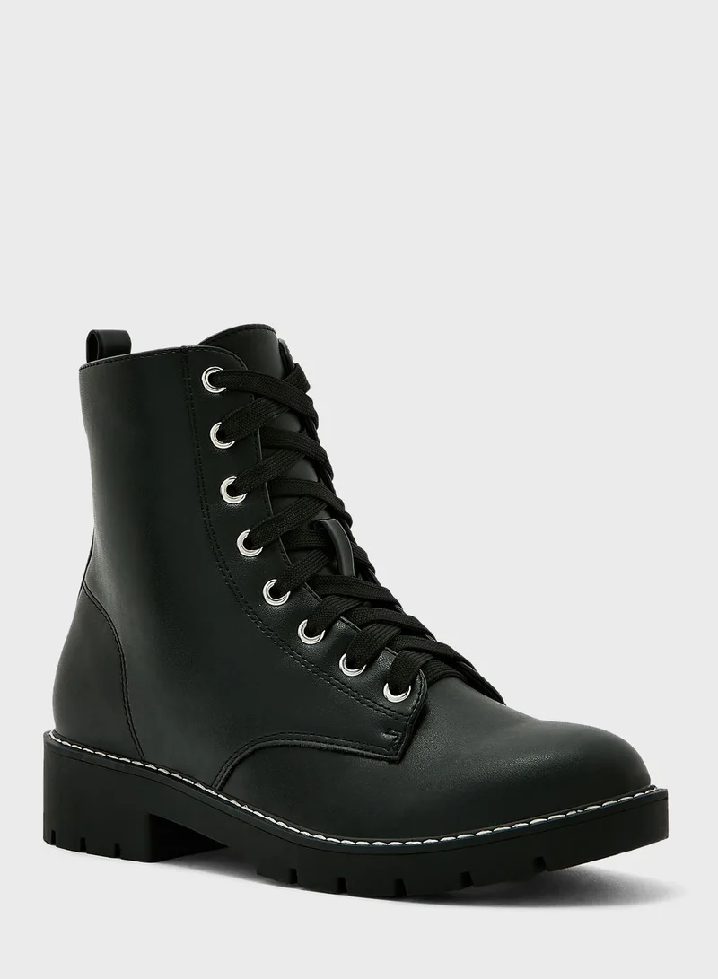 NEW LOOK Lace Up Boots