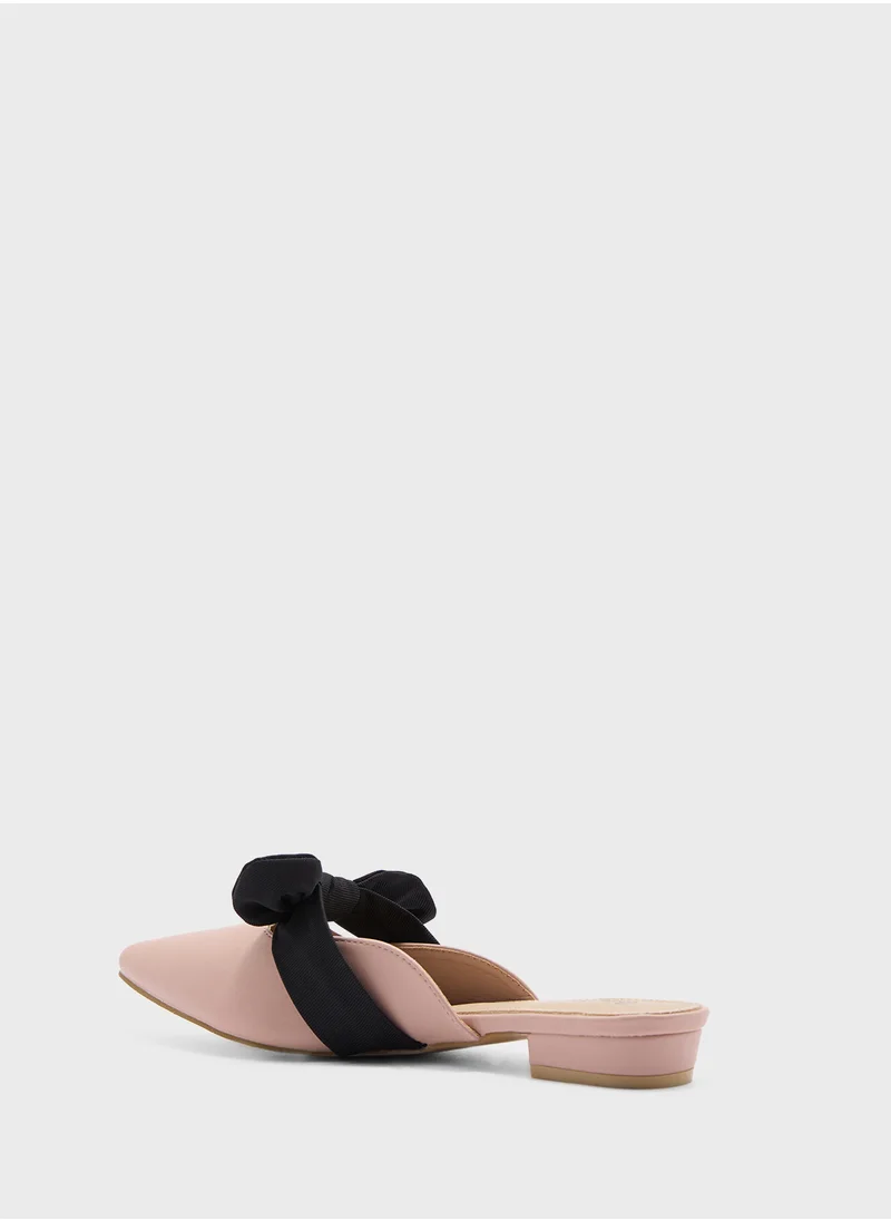 Ginger Bow Detail Pointy Slip On Shoe