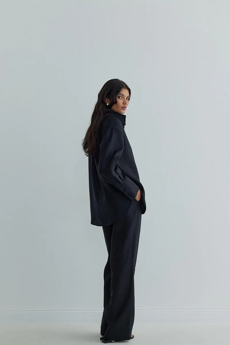 Suud Collection Saud Collection Black 100% Linen Tina Basic Shirt with Pocket