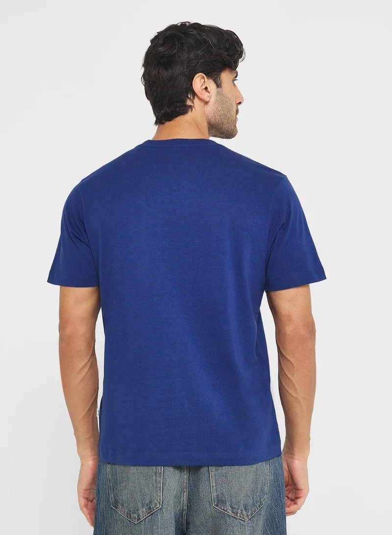 GUESS Logo Crew Neck T-Shirt