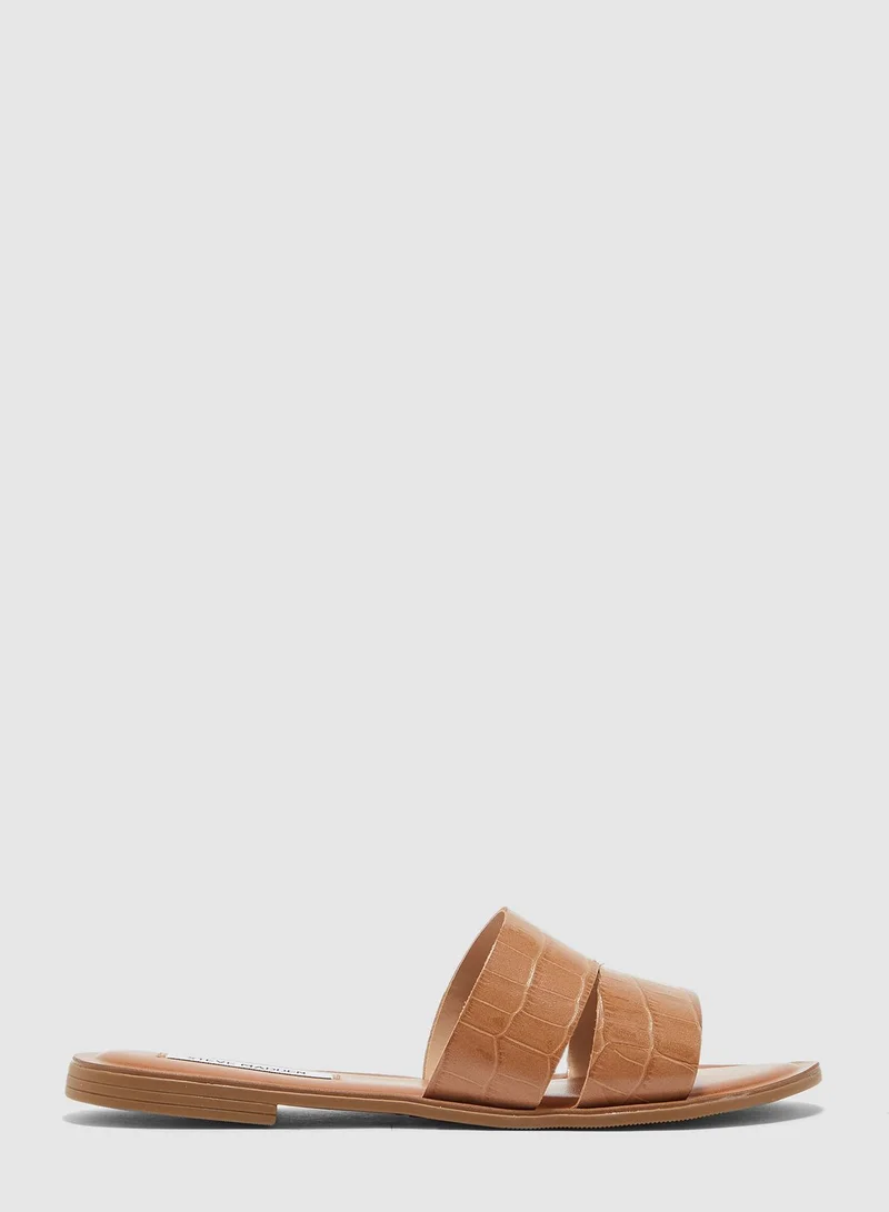 STEVE MADDEN Alexandra Flat Sandal
