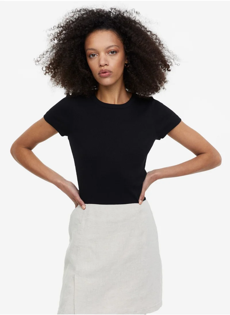 H&M Crew Neck Ribbed T-Shirt
