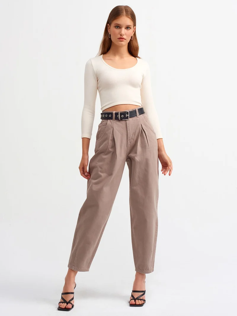 ديلفين 3529 Pool Neck Long Sleeve Crop Top-Natural
