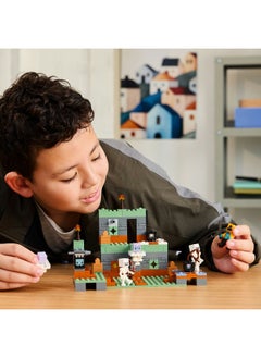 LEGO LEGO Minecraft The Trial Chamber 21271 Building Set (322 Pieces)  - Image 3
