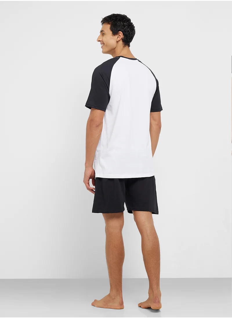 سفنتي فايف Nightwear T-Shirt & Shorts Set