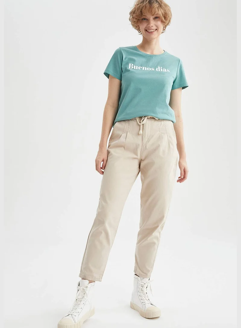 ديفاكتو Woman Knitted Regular Fit C Neck Short Sleeve T-Shirt