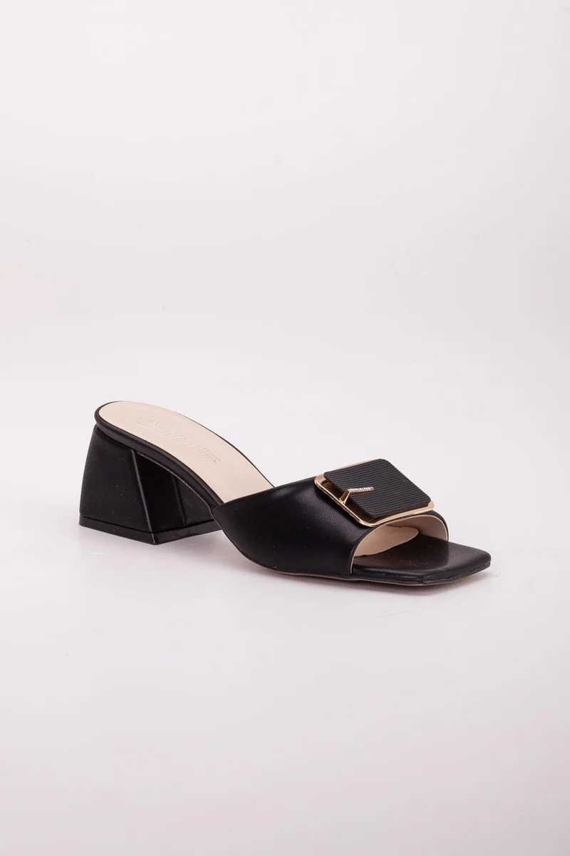 Dilimler Ayakkabı Slices Shoes Square Stone Buckle Skin Black Women's Thick Heeled Slippers