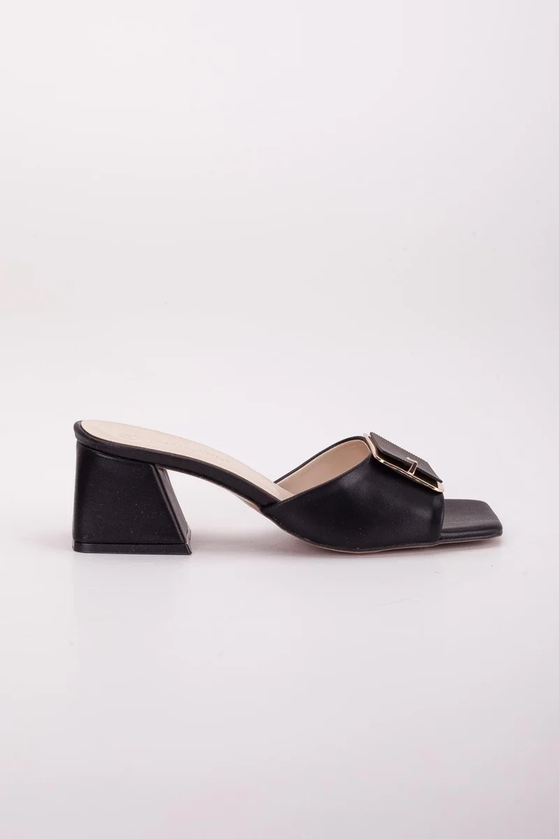 Dilimler Ayakkabı Slices Shoes Square Stone Buckle Skin Black Women's Thick Heeled Slippers