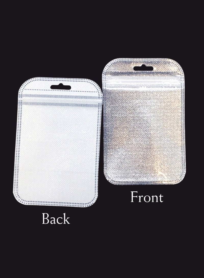 ٥٠ كيس متوسط الحجم فضي قابل لإعادة الإغلاق (١٠٫٥×١٥ سم / ٤٫١٣×٥٫٩ بوصة) | واجهة شفافة + ظهر من قماش غير منسوج أبيض مع إغلاق ذاتي | بديل سميك ولامع لأكياس السوستة لتغليف إكسسوارات الهواتف، المجوهرات، الأدوات، مستحضرات التجميل، العينات، هدايا رمضان وتغليف المشاريع الصغيرة | أكياس عرض فاخرة بحواف دائرية - Image 2