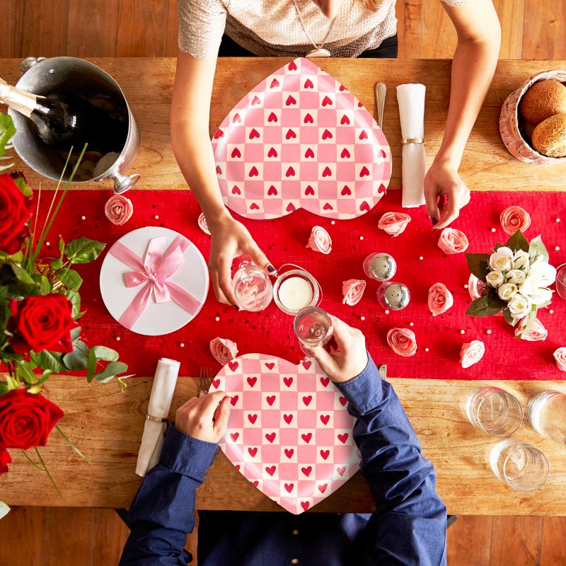 FYSUIMU Valentine's Day Paper Plates Dinner Plates Pink Love Heart Shape Checkerboard Disposable Tableware for Mother's Day Anniversary Wedding Party Table Decor Supplies, 40 Pcs - Image 4