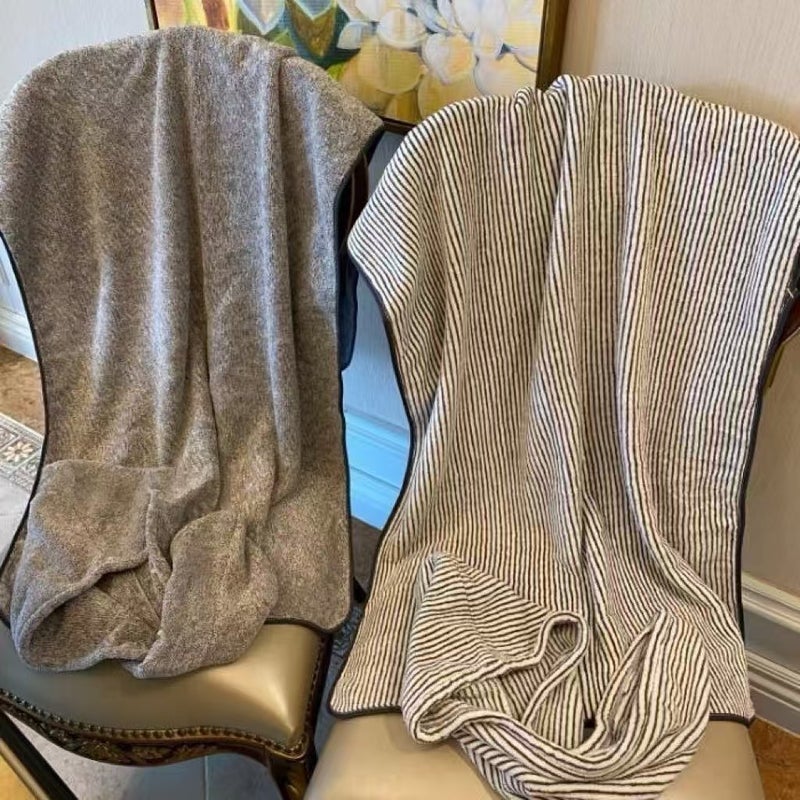 Thick Microfiber Bath Towel Set for Couples - Image 2