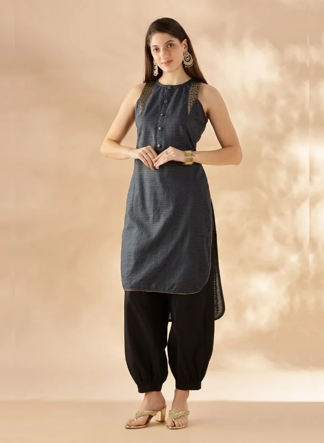 Abhishti Charcoal Check Sleeveless Kurta