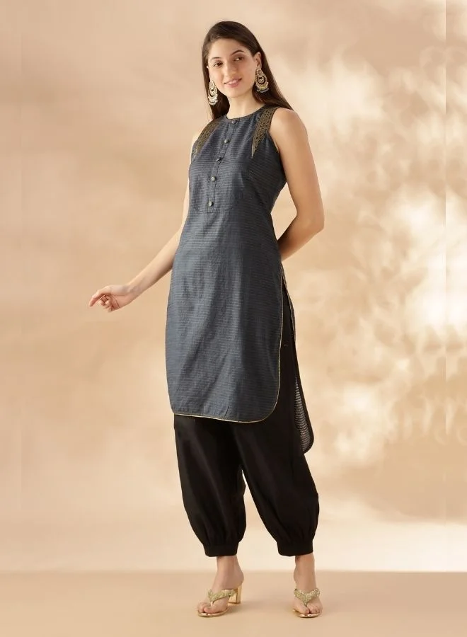 Abhishti Charcoal Check Sleeveless Kurta