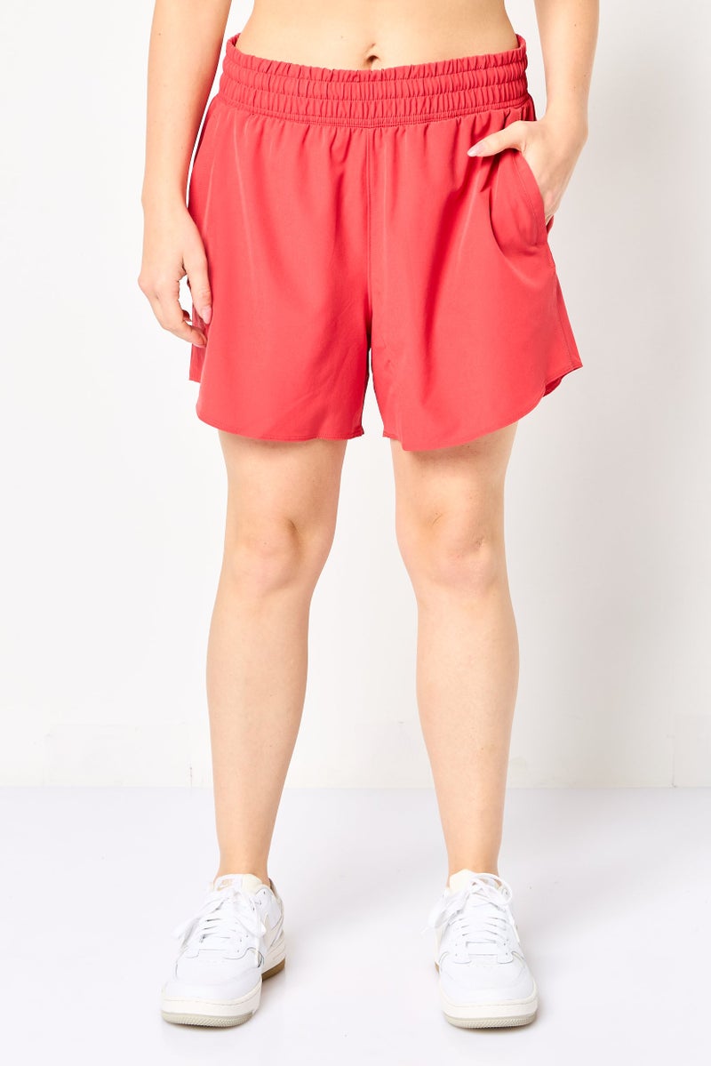 UNDER ARMOUR شورتات تدريب رياضية للنساء، أحمر غامق - Image 1