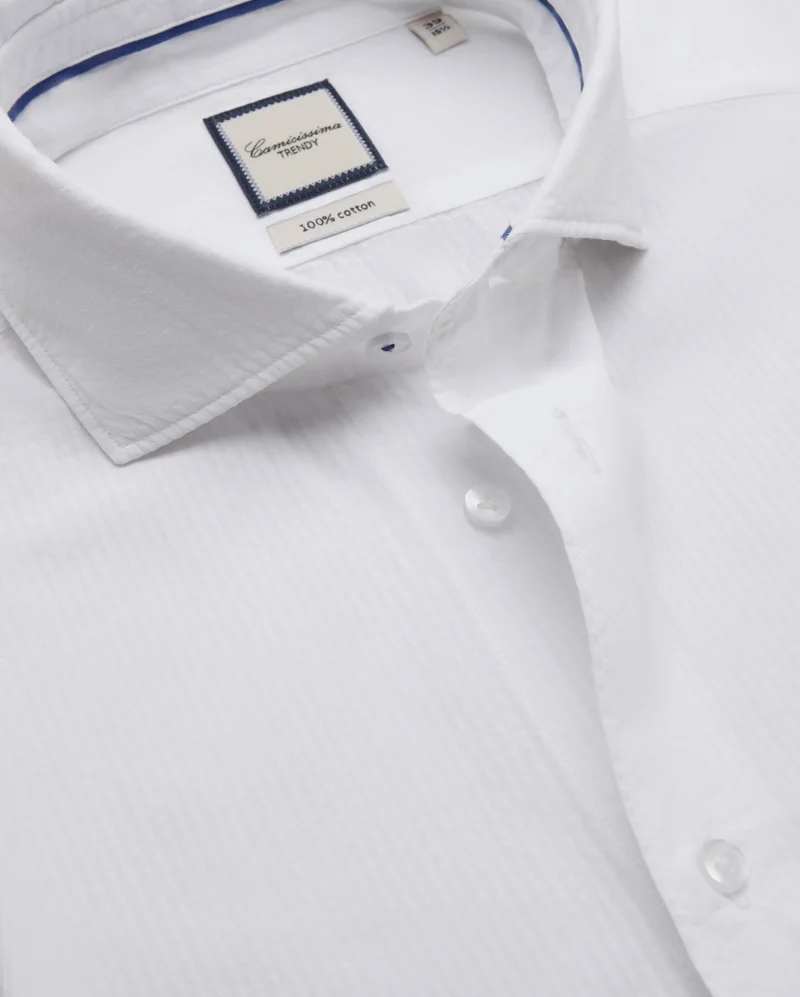 كاميتشسما Trendy White Seersucker Slim Comfort Shirt