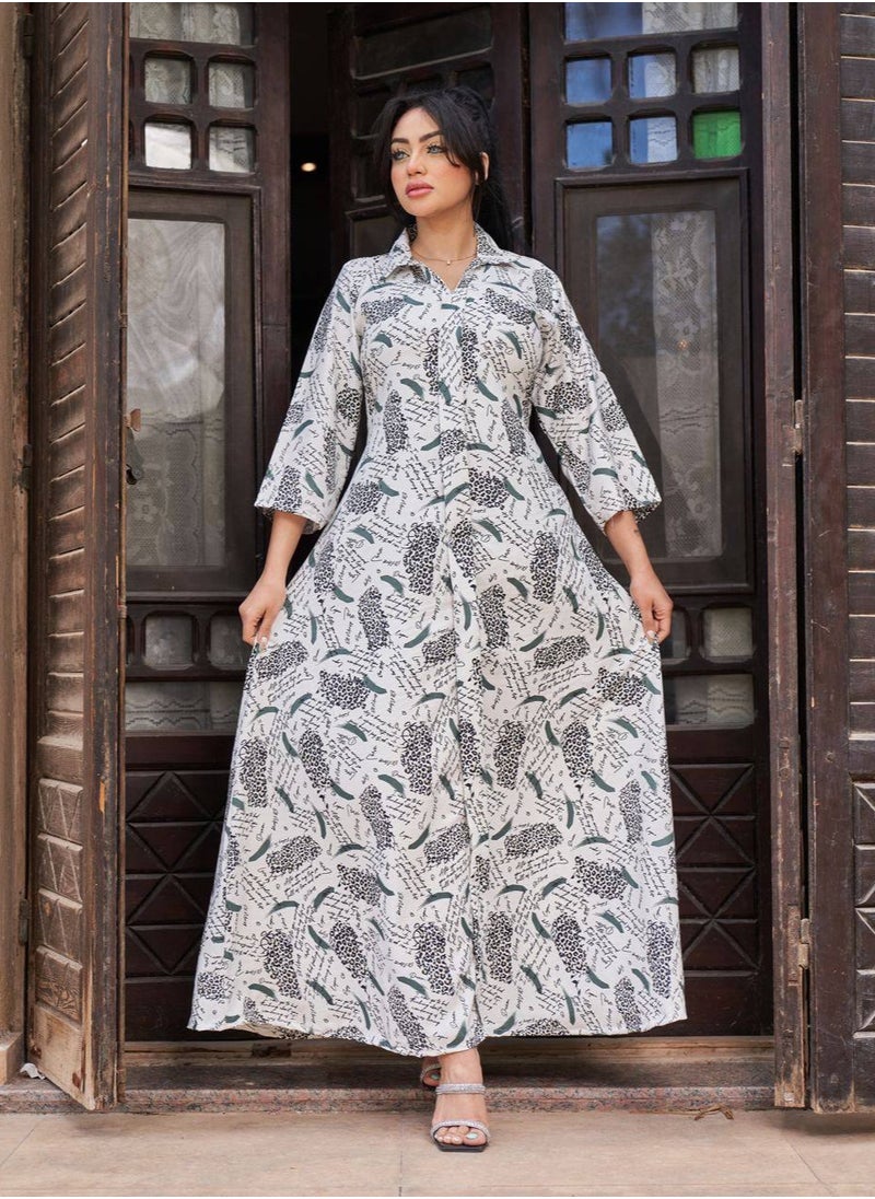 Generic - A floral robe with an ideal material on the skin. Multiple sizes to suit many different tastes and groups. English message. - Image 1