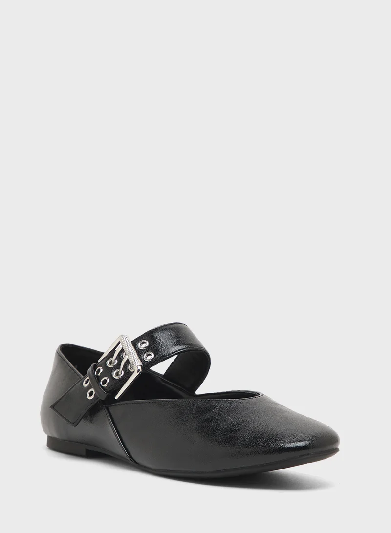 CALL IT SPRING Azurra Ballerinas