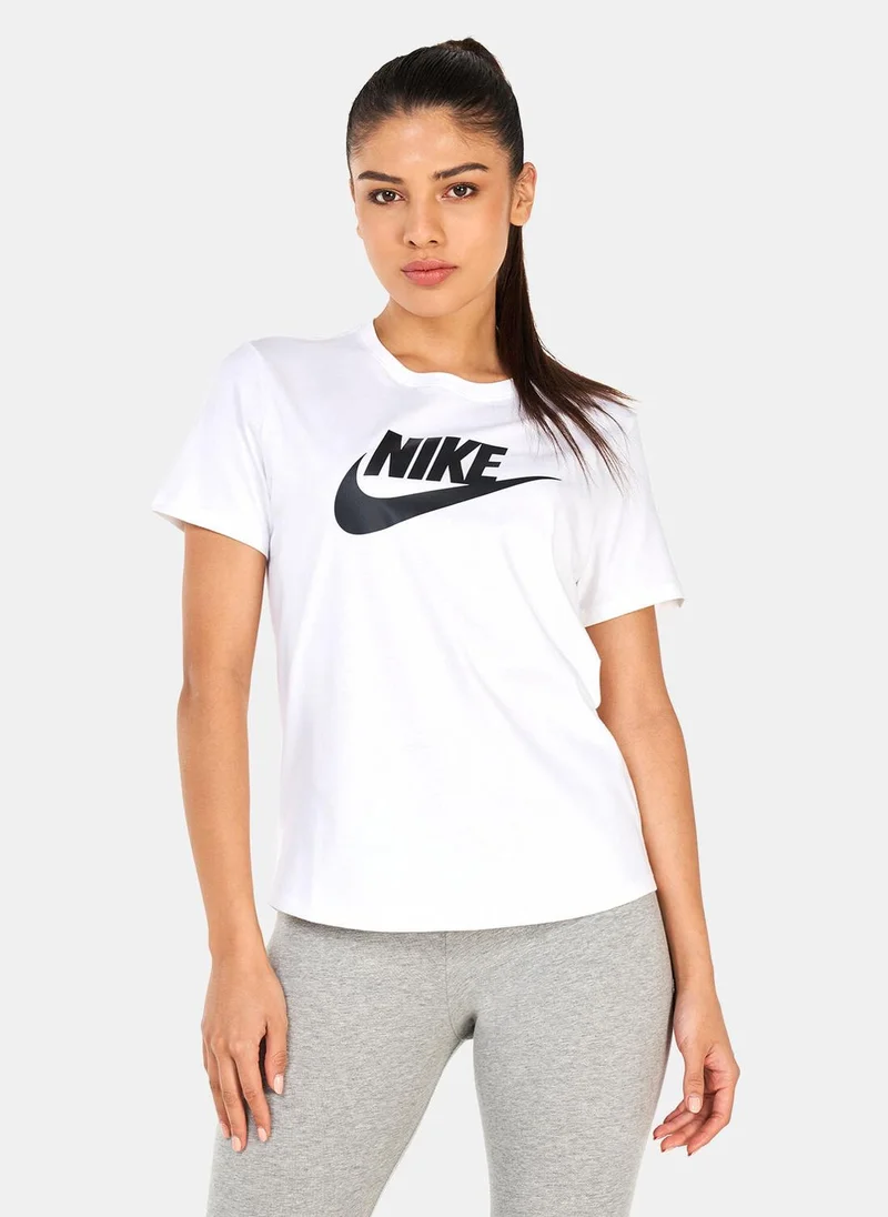 Nike Women's Sportswear Essentials Logo T-Shirt