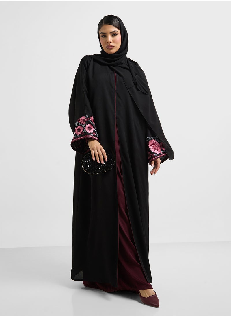 Embroidered Flared Sleeve Abaya - pzsku/ZCA4A4B64EEA2969170C9Z/45/_/1737369299/af2a58c4-f1e8-4cc0-8c35-7c2f477d0fdb