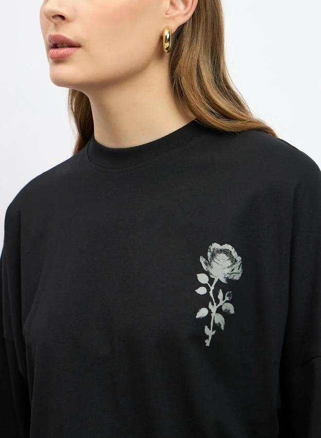 Styli Graphic Print Oversized Round Neck T-Shirt