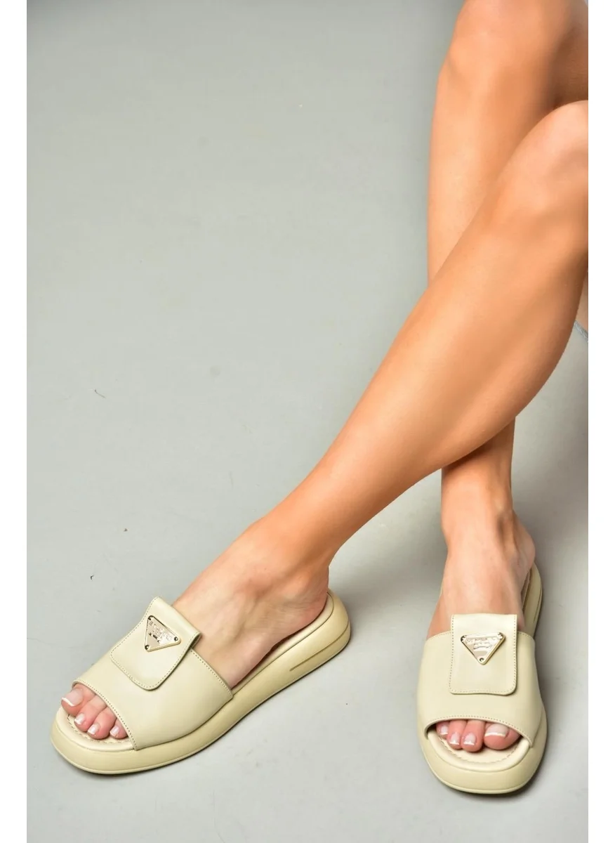 Fox Shoes S518106409 Beige Women's Slippers