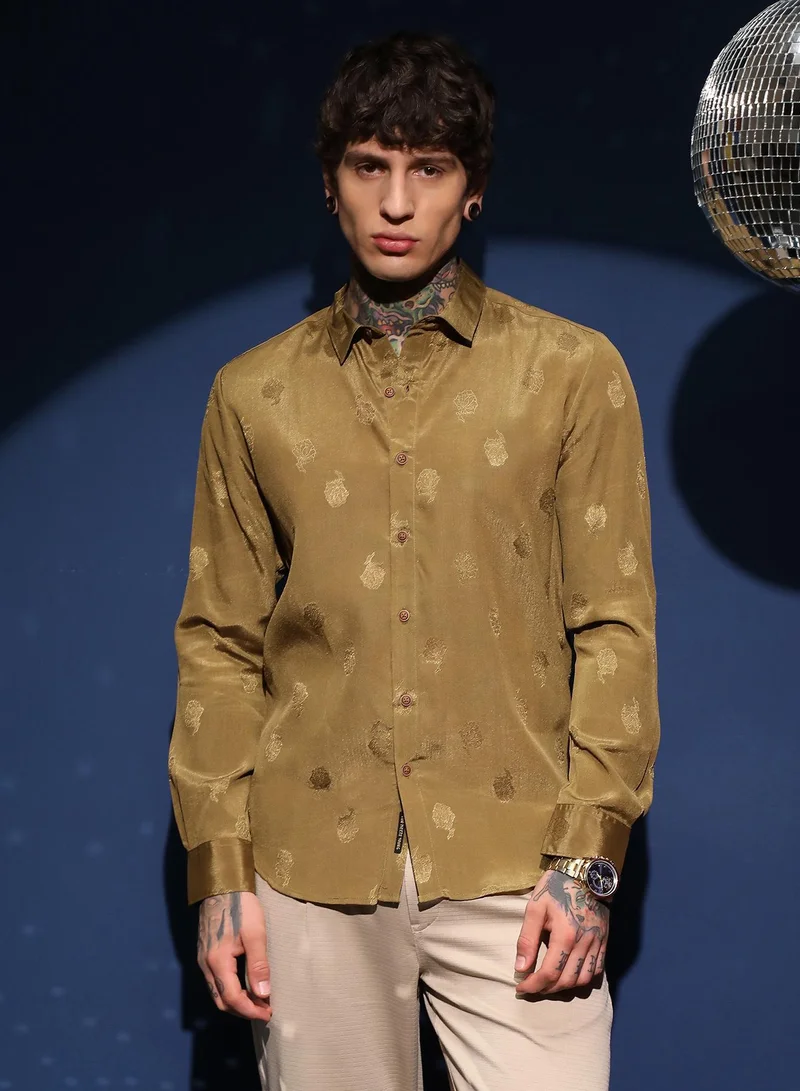 Campus Sutra Men's Olive Green Lotus-Texture Shirt For Casual Wear | Spread Collar | Long Cuffed Sleeves | Button Closure | Shirt Crafted With Comfort Fit For Everyday Wear