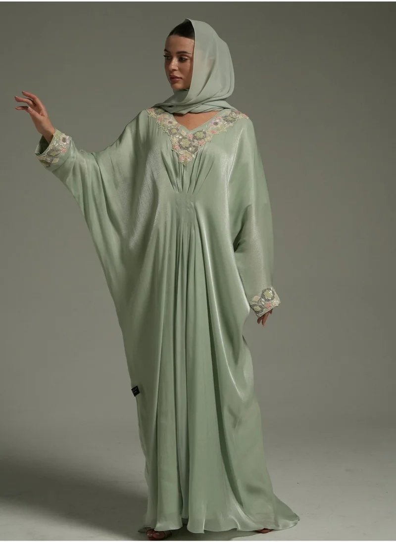 ميم باي ماريا Embellished Kaftaan