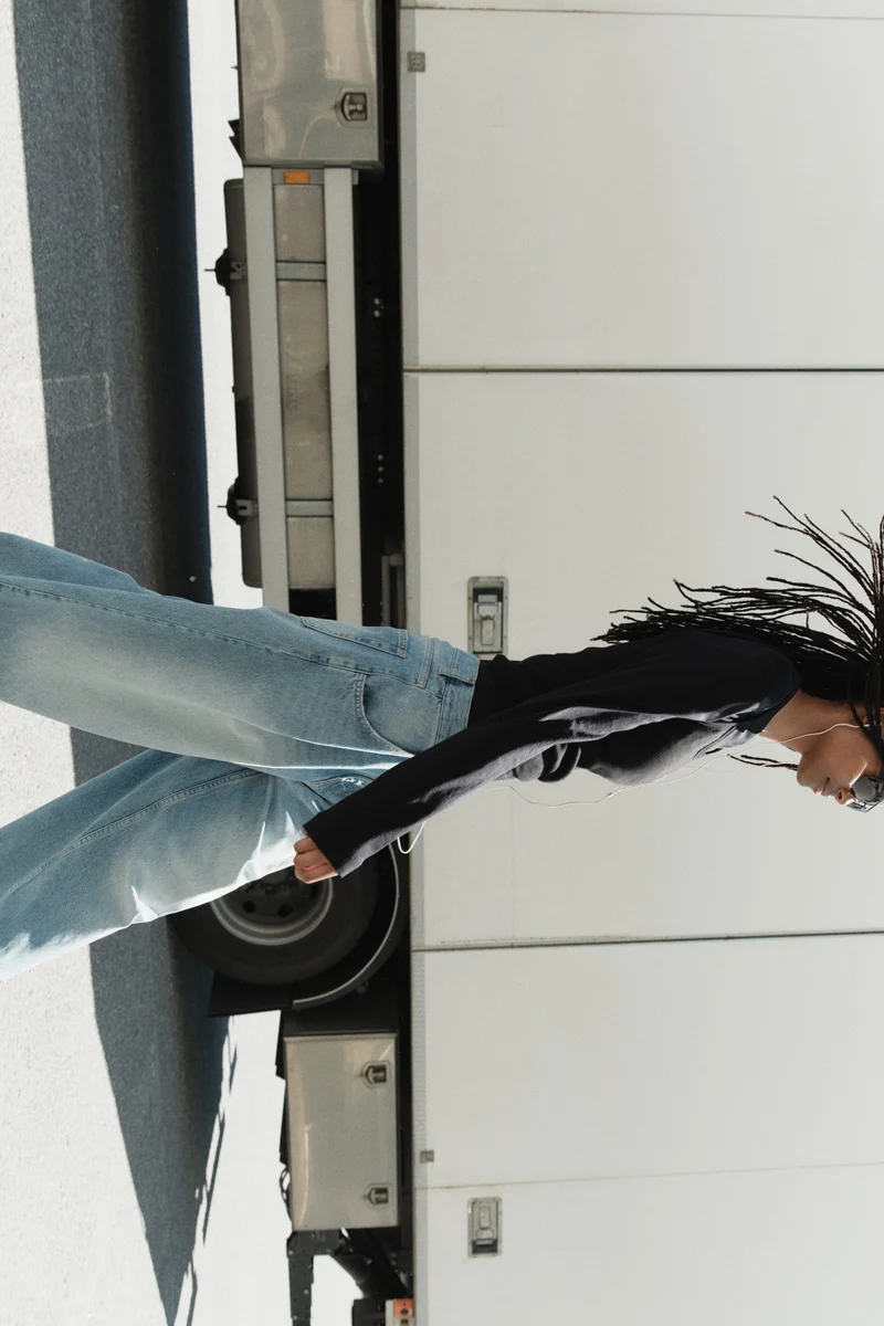 H&M  Barrel High Waist Jeans for Women | Best Price UAE